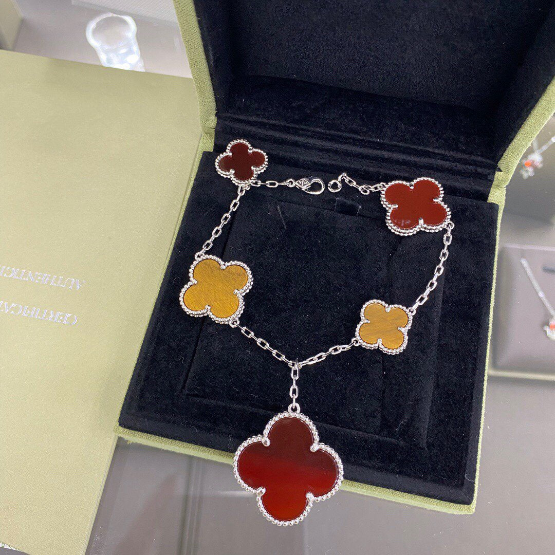 [AURORA]CLOVER 5 MOTIFS SIVLER CARNELIAN TIGER EYE BRACELET
