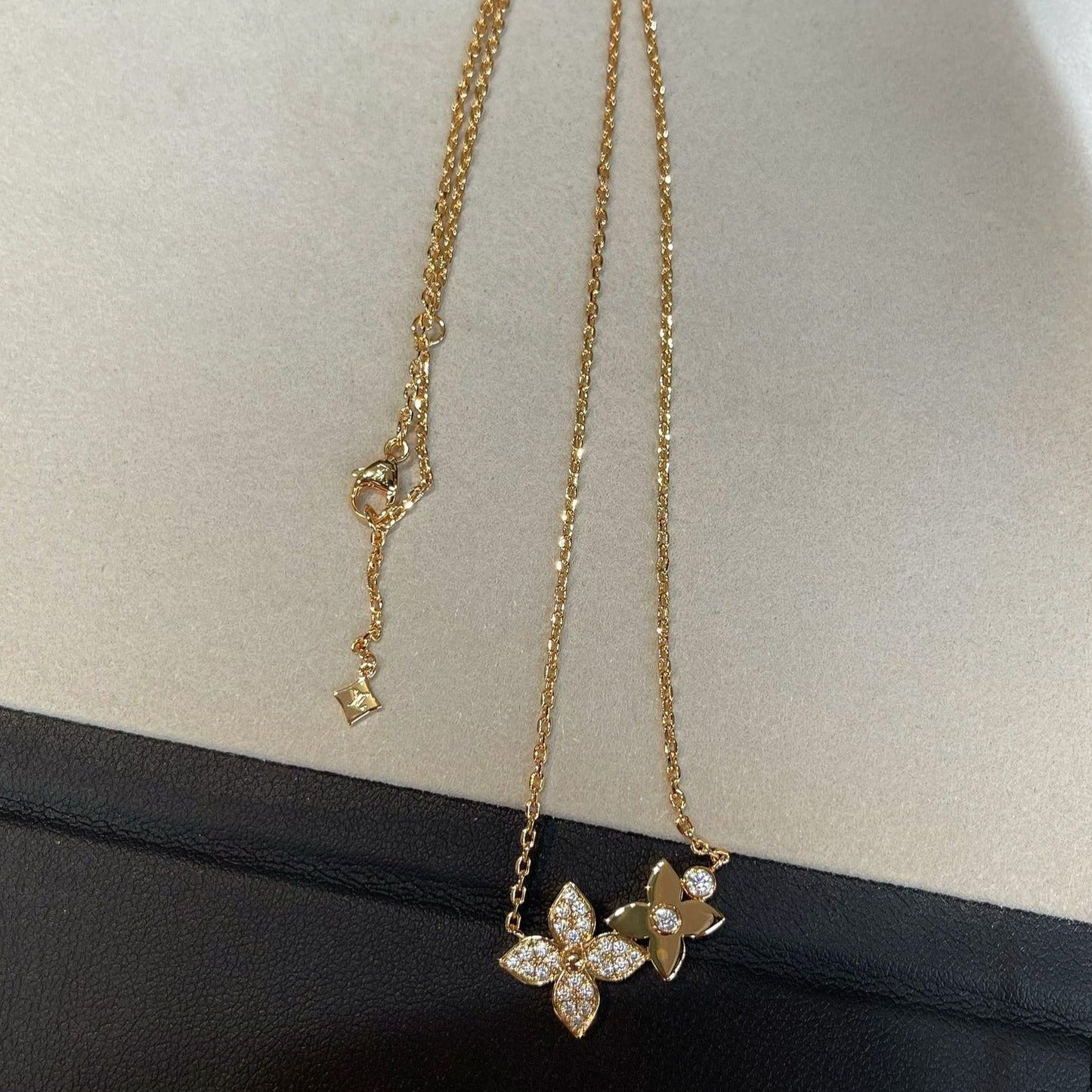 [Aurora]STAR BLOSSOM NECKLACE PINK GOLD DIAMONDS