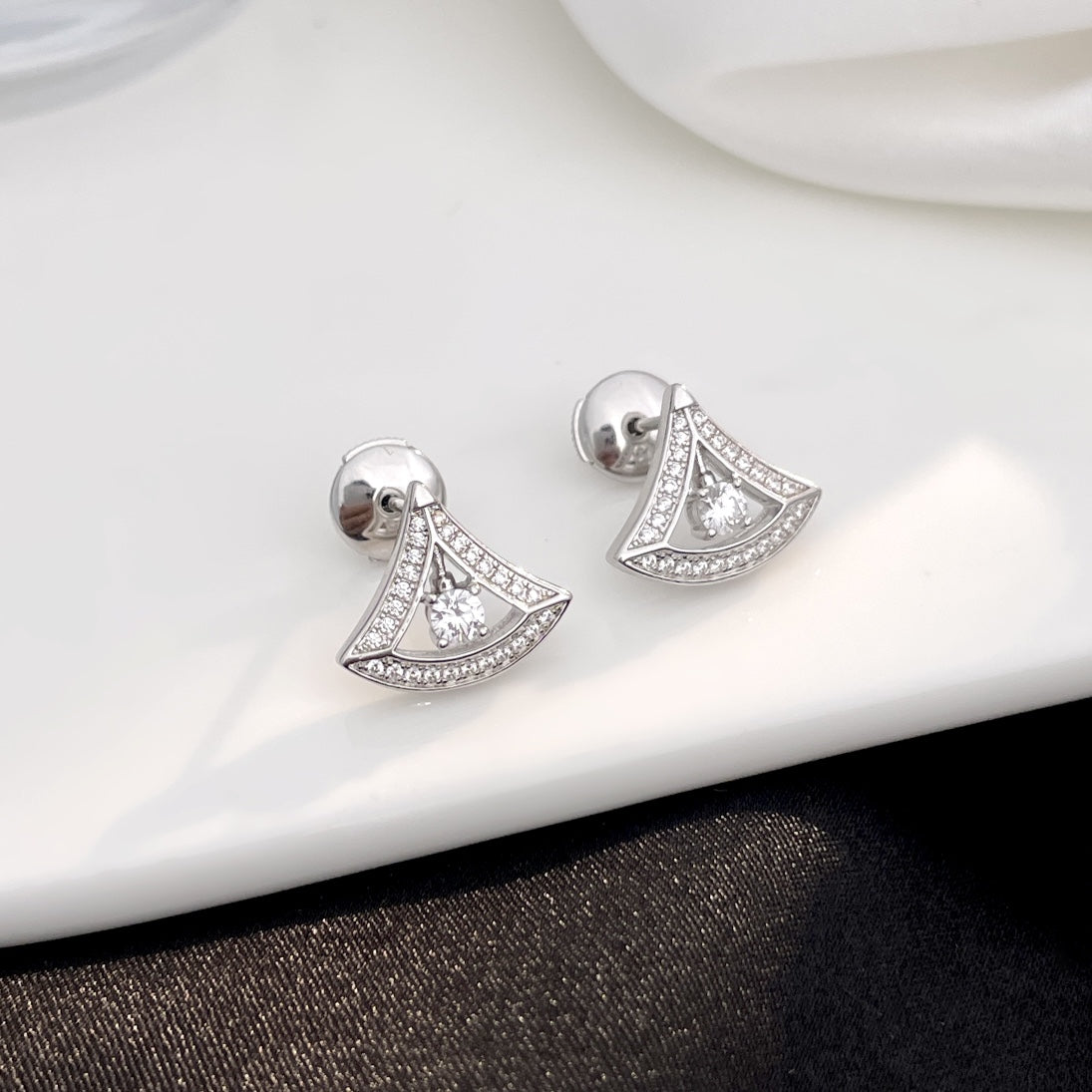 [Aurora]DREAM MINI DIAMOND STUD EARRINGS