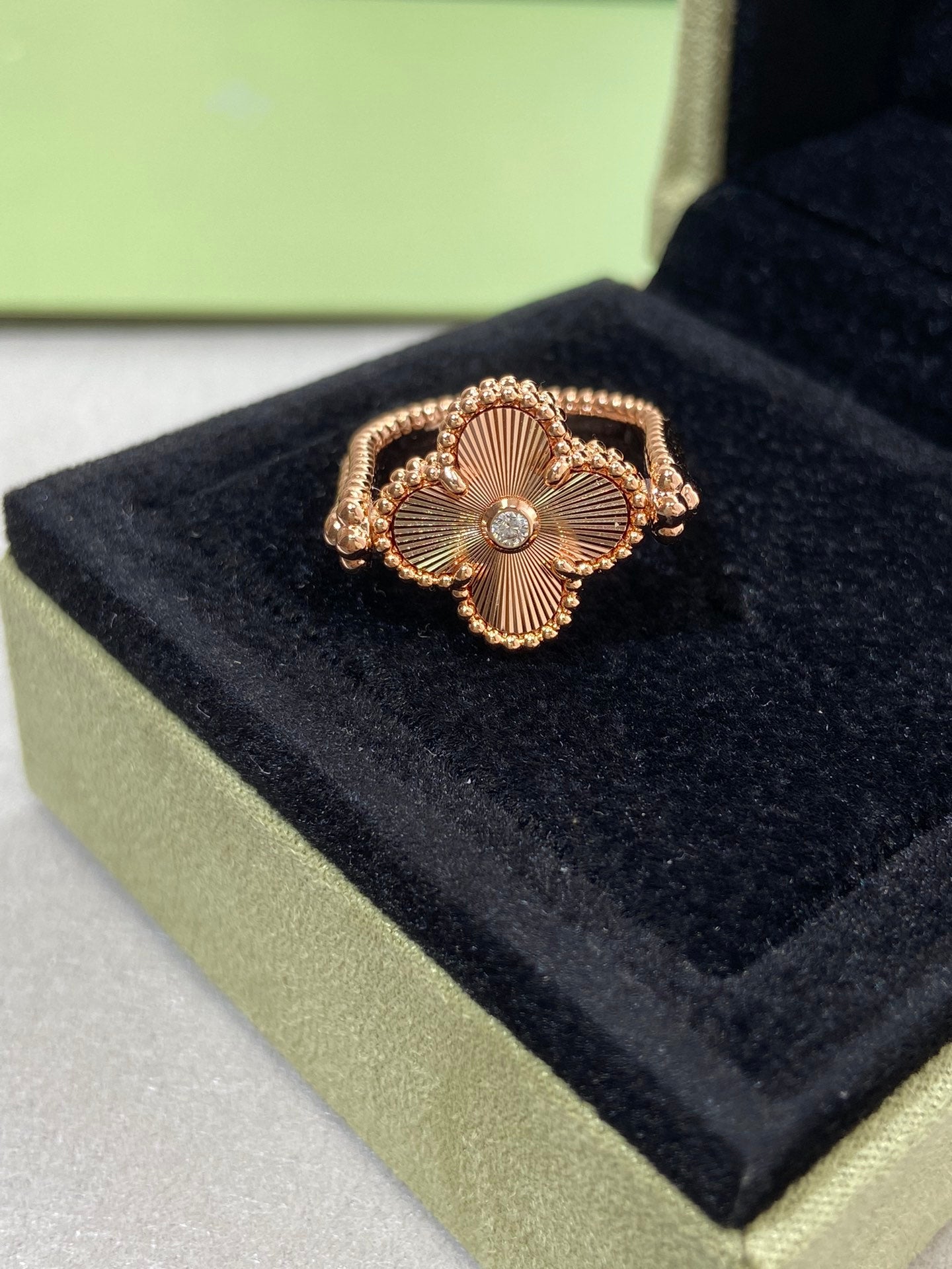 [AURORA]CLOVER RIVERSIBLE ROSE GOLD RING