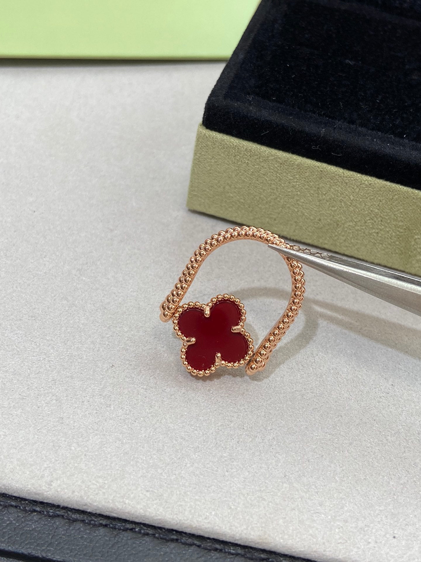 [Aurora]CLOVER RIVERSIBLE ROSE GOLD RING