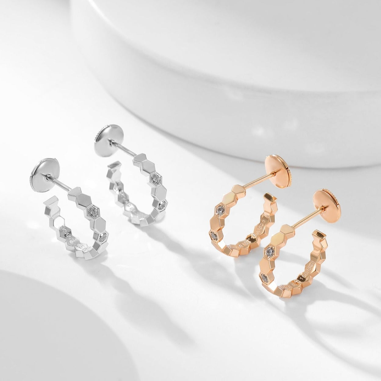 [Aurora]BEE LOVE DIAMOND HOOP EARRINGS