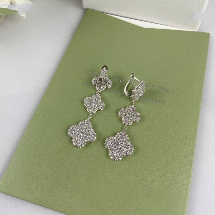 [Aurora]CLOVER 3 MOTIF DIAMOND SILVER DROP EARRINGS