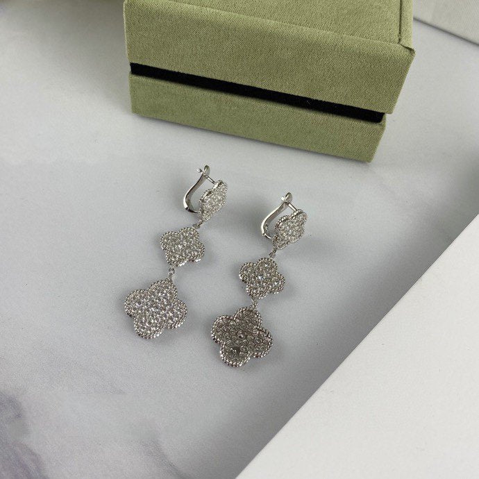 [Aurora]CLOVER 3 MOTIF DIAMOND SILVER DROP EARRINGS
