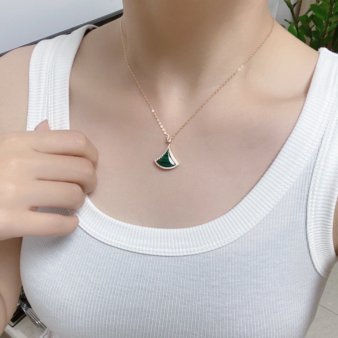 [Aurora]DREAM MALACHITE DIAMOND PAVED PINK GOLD NECKLACE