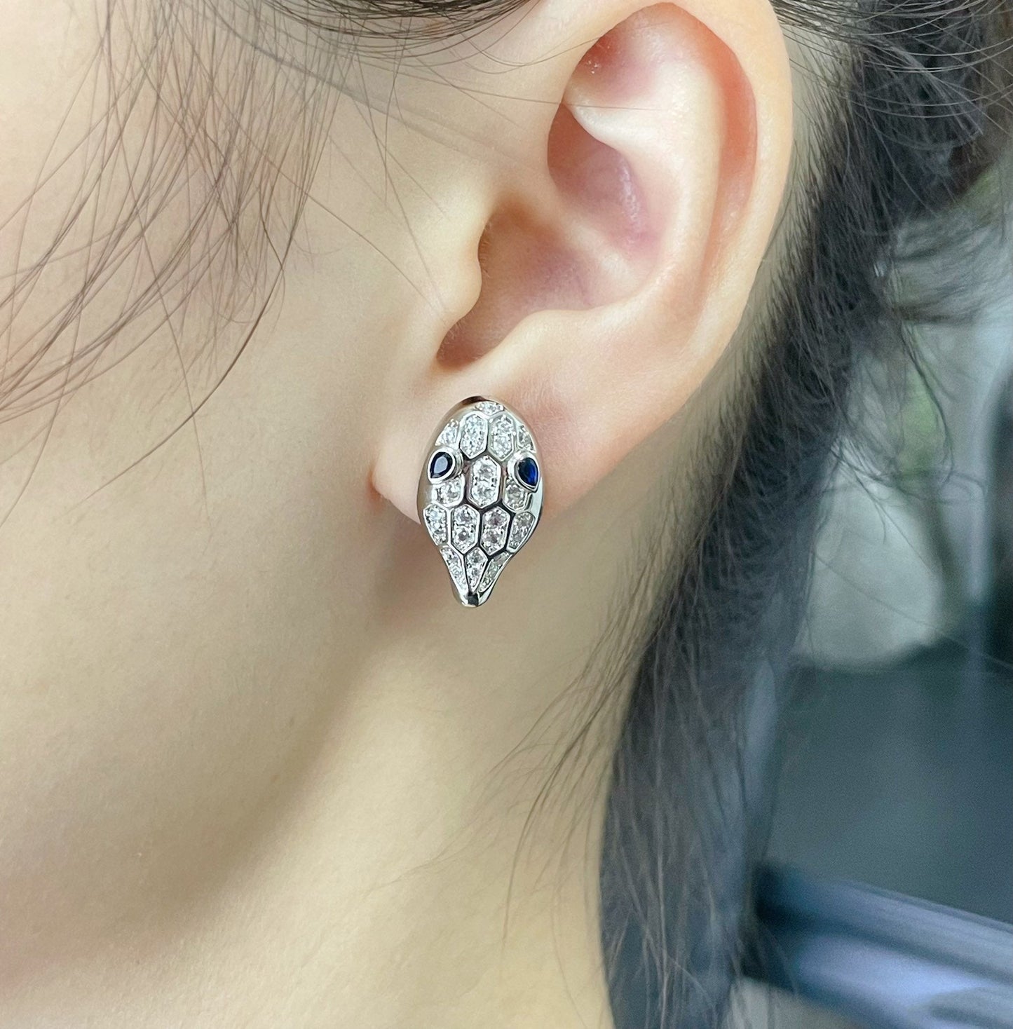 [Aurora]SERPENT DIAMOND STUD EARRINGS