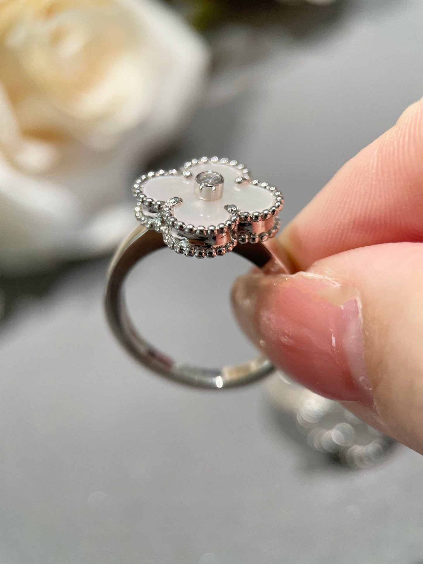 [Aurora]CLOVER SILVER MOP DIAMOND RING