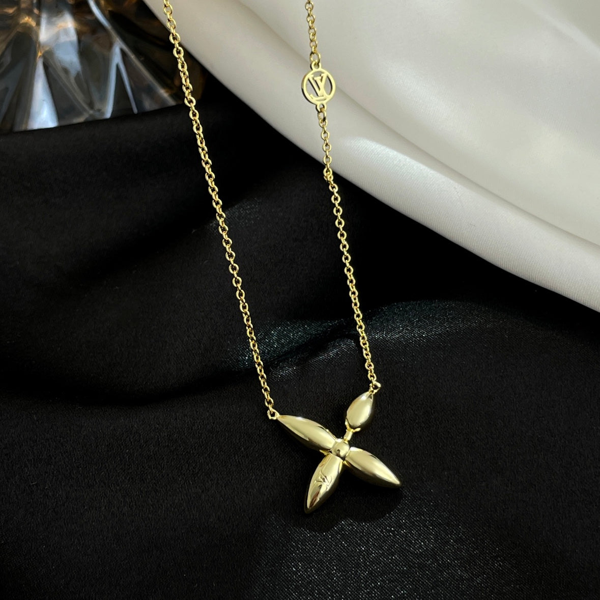 [Aurora]LOUISETTE GOLD NECKLACE