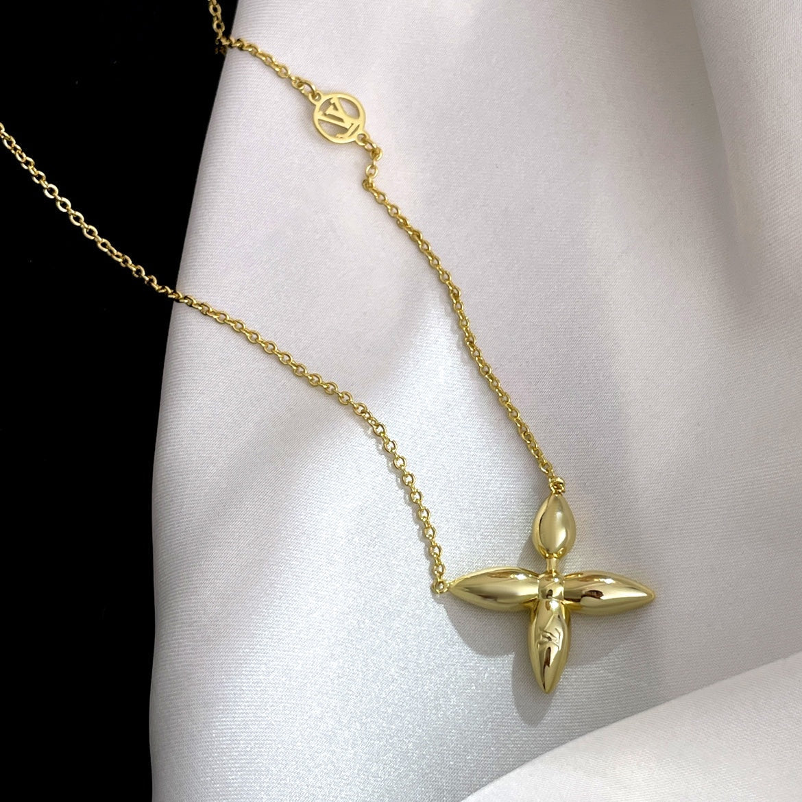 [Aurora]LOUISETTE GOLD NECKLACE
