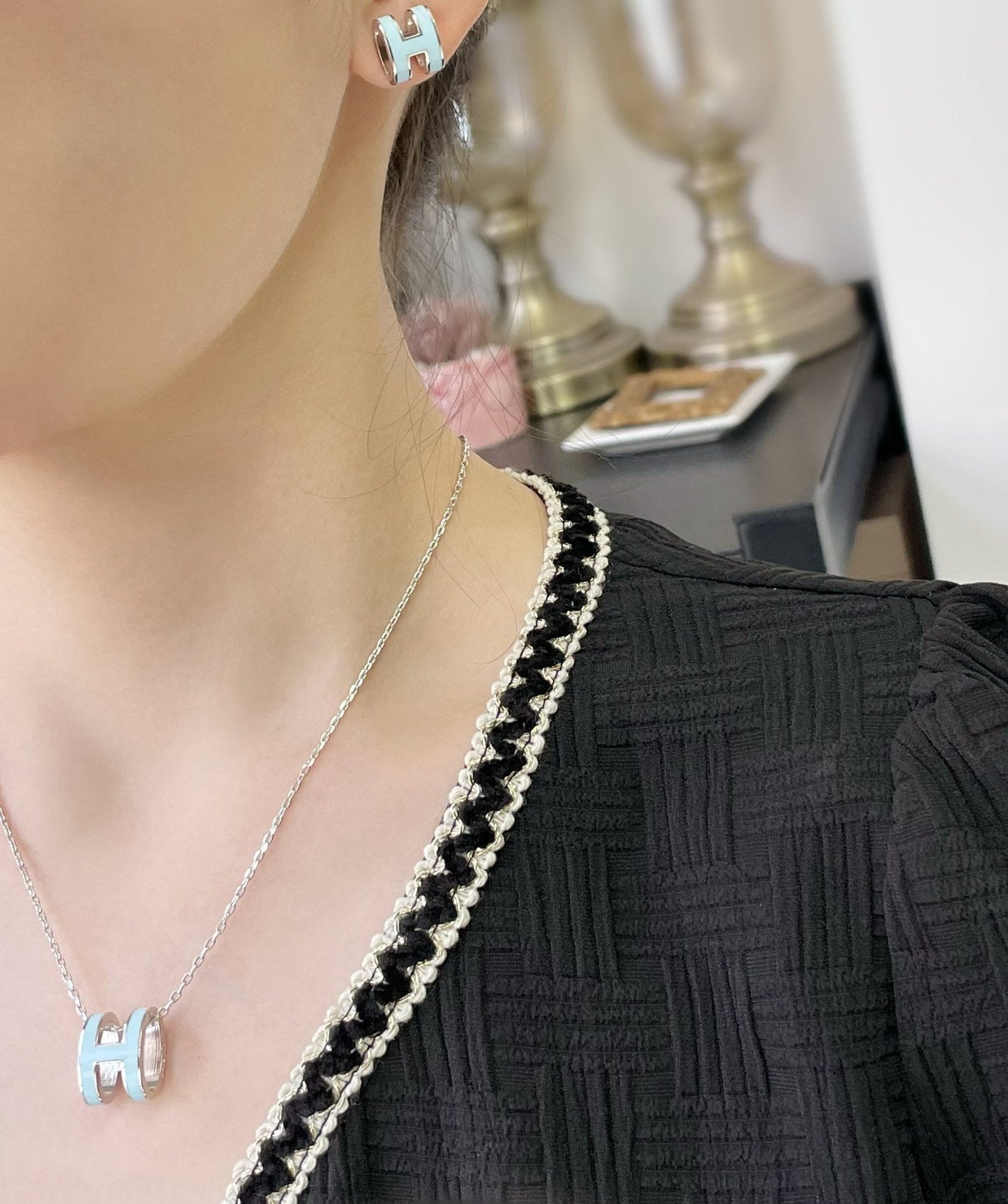 [AURORA]POP H HIMMELBLAU OHRSTECKER