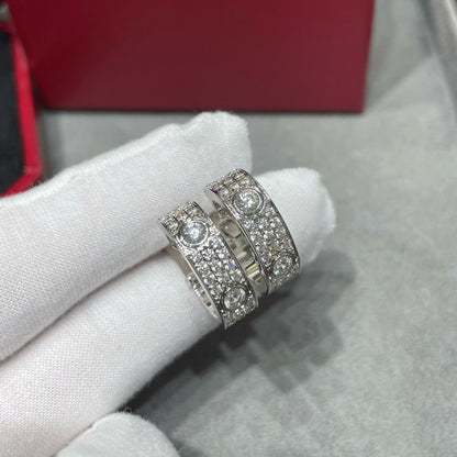 [AURORA]LOVE 5.5MM DIAMOND PAVED EARRINGS
