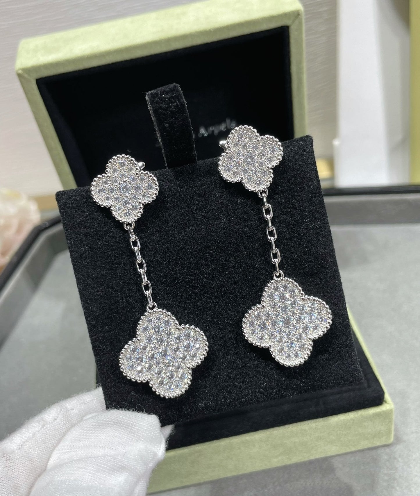 [Aurora]CLOVER 2 MOTIFS DIAMOND PAVED SILVER EARRINGS