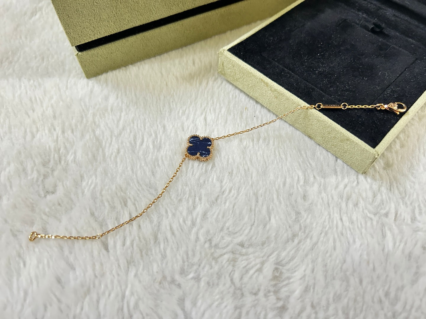 [Aurora]CLOVER 1 MOTIF PIETERSITE BRACELET