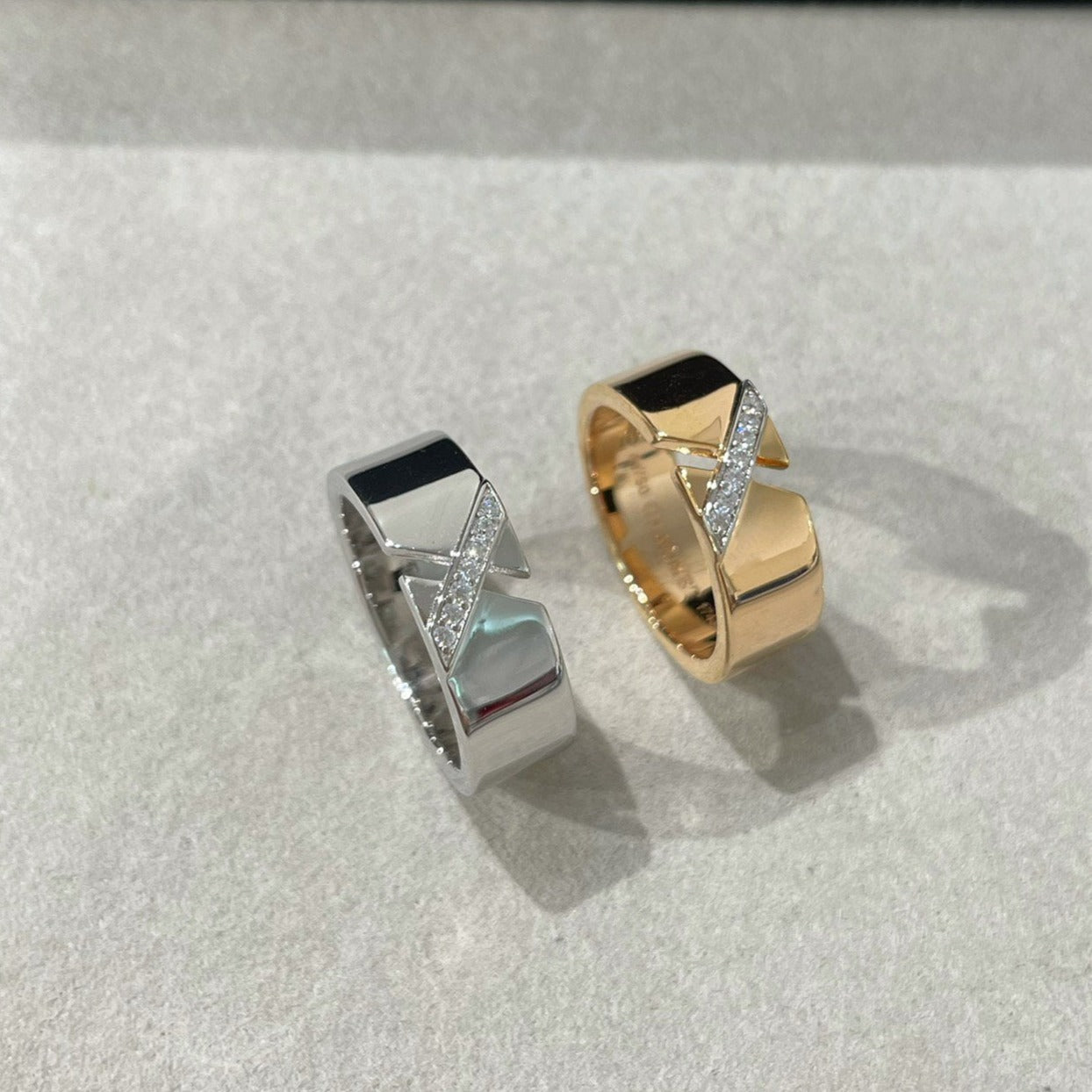 [AURORA]LIENS EVIDENCE DIAMOND RING