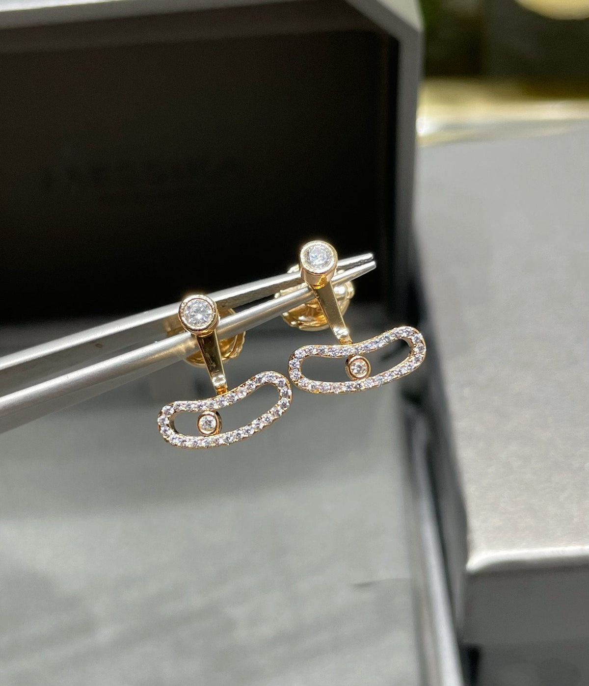 [AURORA]MOVE UNO PINK GOLD DIAMOND EARRINGS