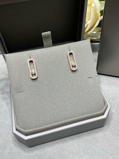 [AURORA]MOVE UNO STUD DIAMOND PAVED EARRINGS