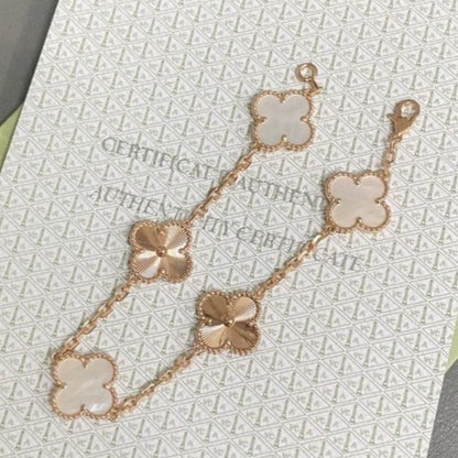 [Aurora]CLOVER 5 MOTIF WHITE MOP LASER BRACELET
