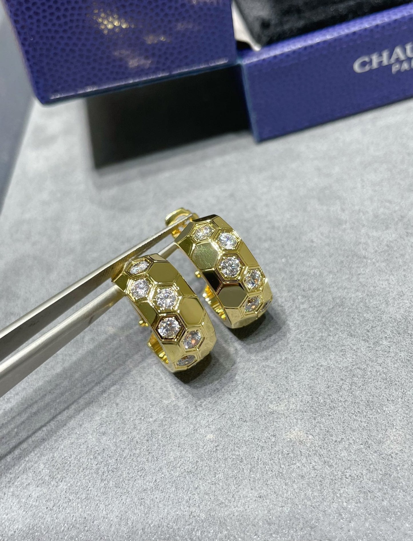 [Aurora]BEE LOVE DIAMOND HOOP EARRINGS