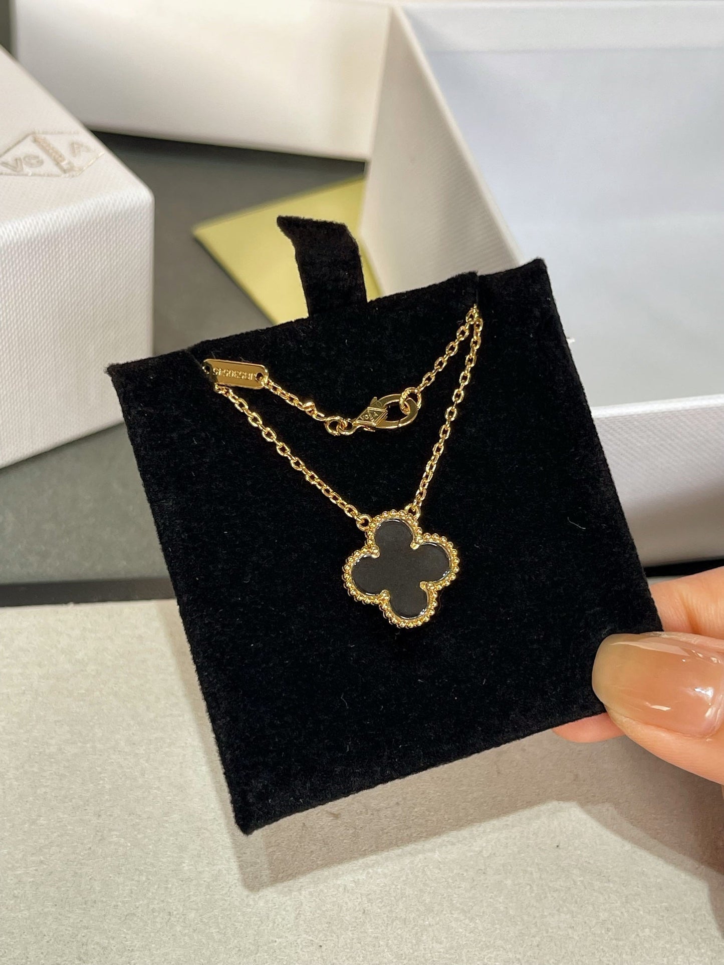 [Aurora]CLOVER ROCK CRYSTAL ROSE GOLD NECKLACE
