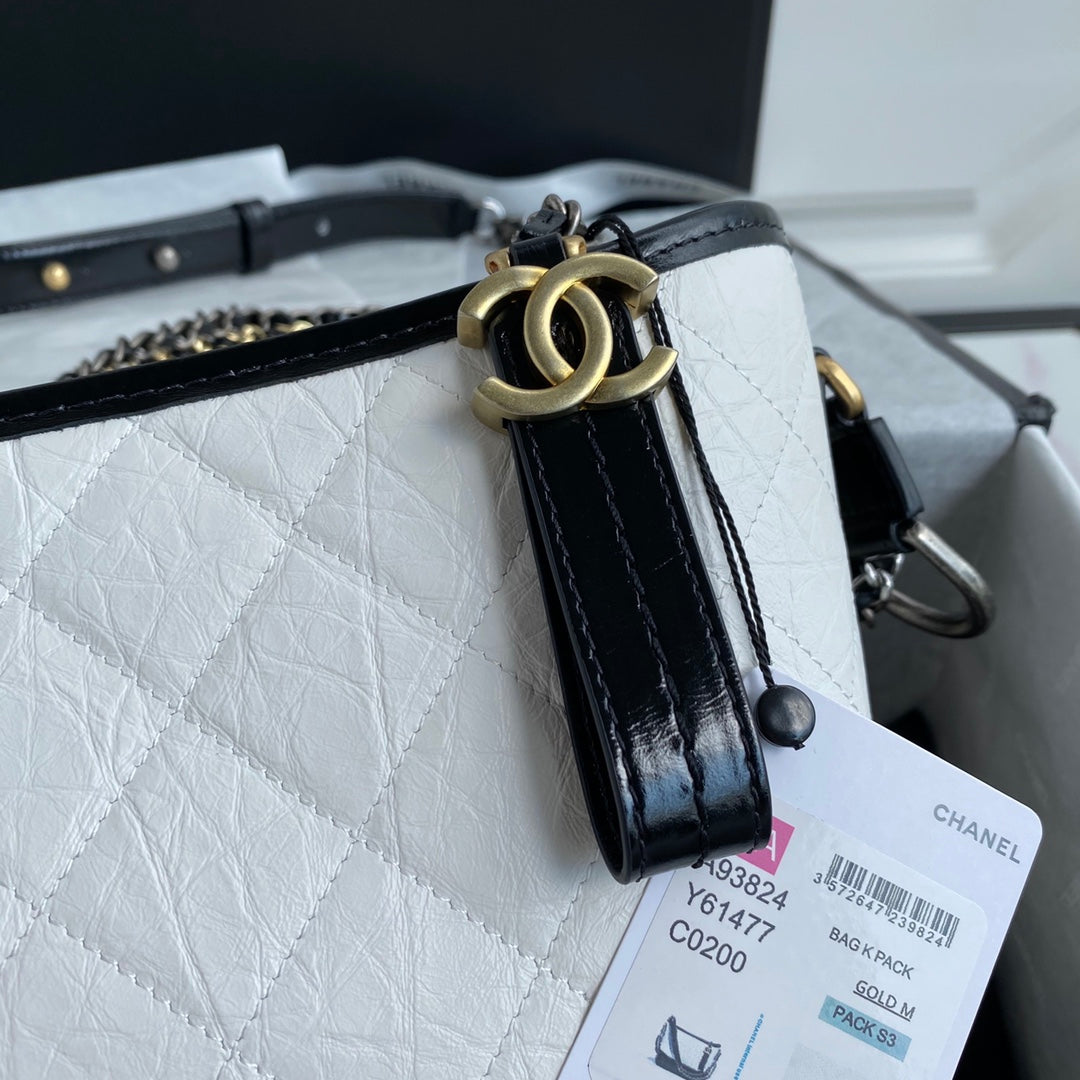 CC GABRIELLE MEDIUM 28 HOBO BAG IN BLACK MIX WHITE CALFSKIN