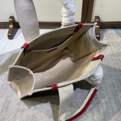 MEDIUM STRAP WOODY TOTE BAG 37 IN BEIGE LINEN CANVAS BLACK WEBBING LOGO EMBROIDER RED CALFSKIN