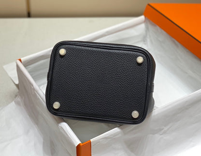 picotin lock 18 black togo ghw