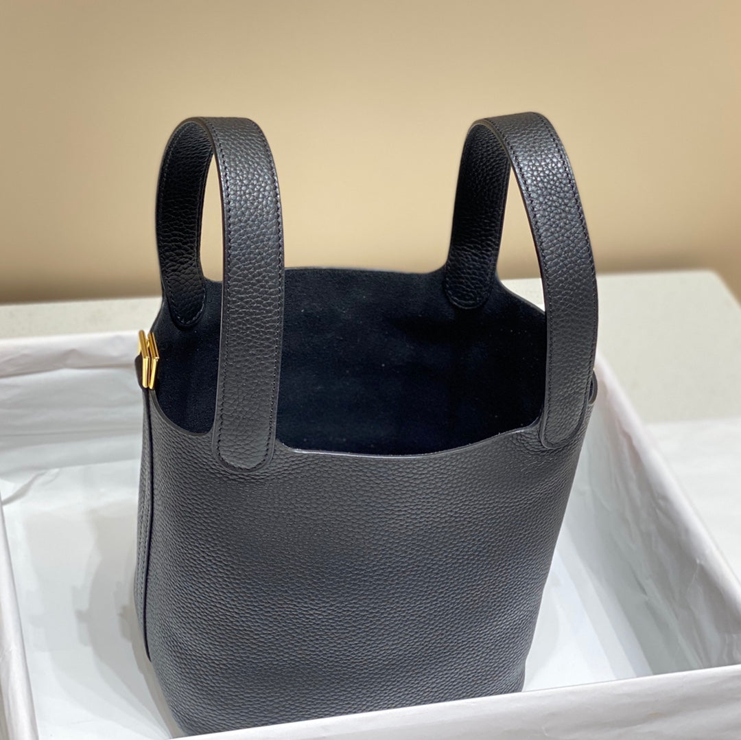 picotin lock 18 black togo ghw