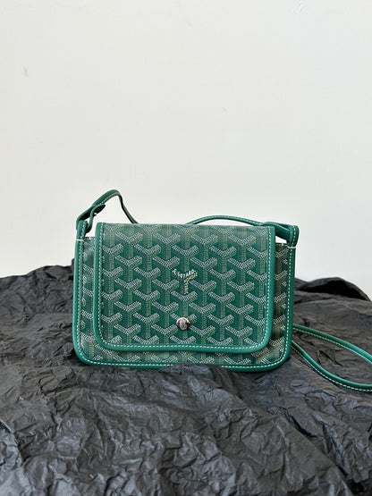 PLUMET POCKET WALLET 20 IN GREEN GOYARDINE CANVAS AND LAMBSKIN TRIM