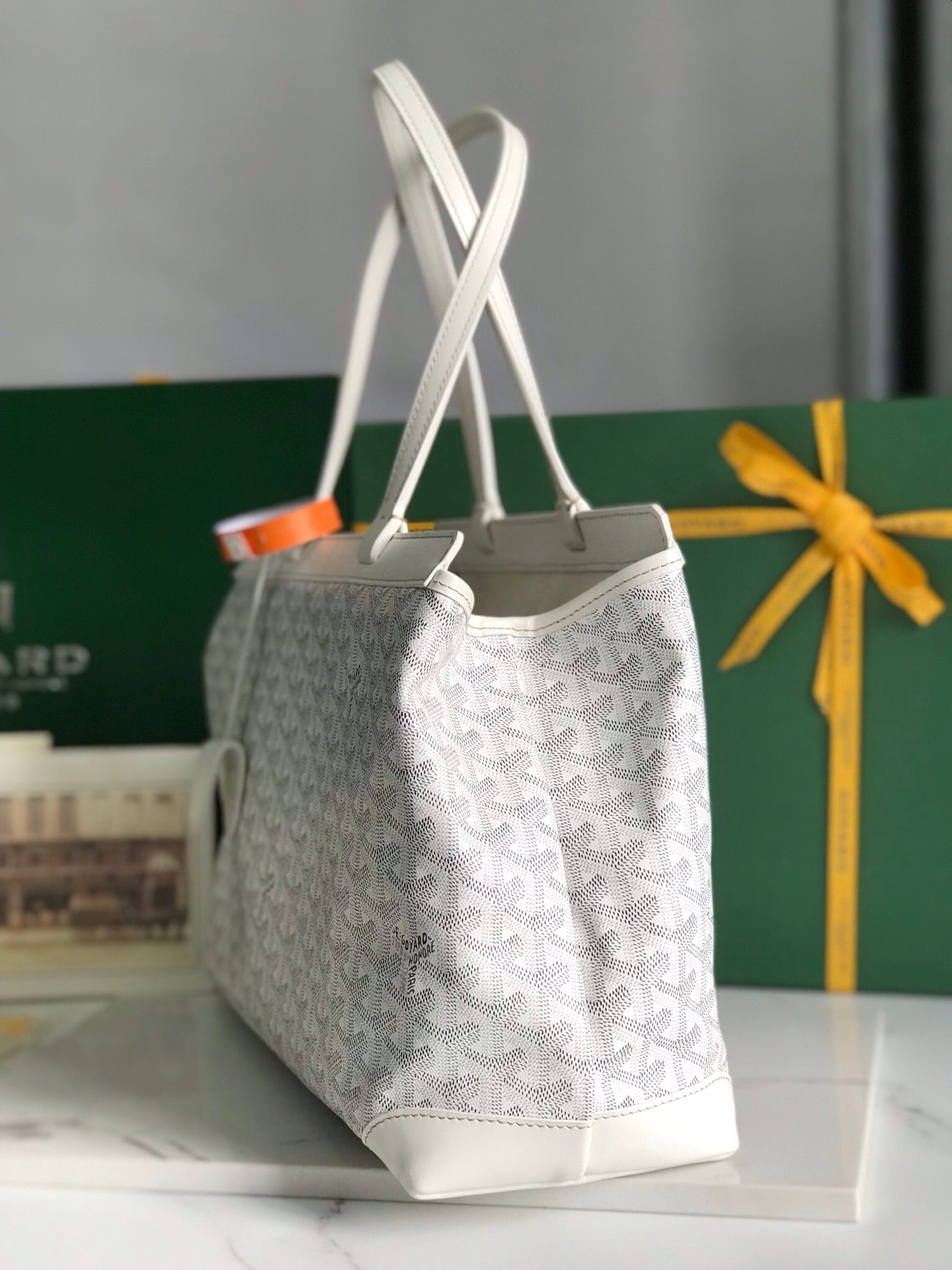 BELLECHASSE BIAUDE PM BAG 36 IN WHITE GOYARDINE CANVAS AND CALFSKIN TRIM