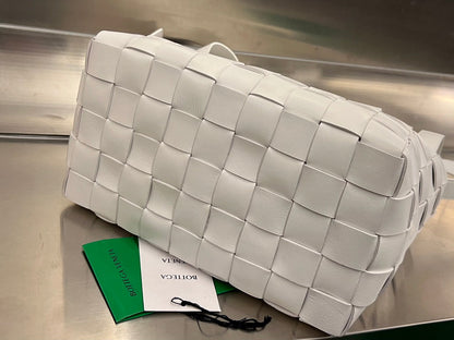 MEDIUM 28 CASSETTE WHITE LAMBSKIN