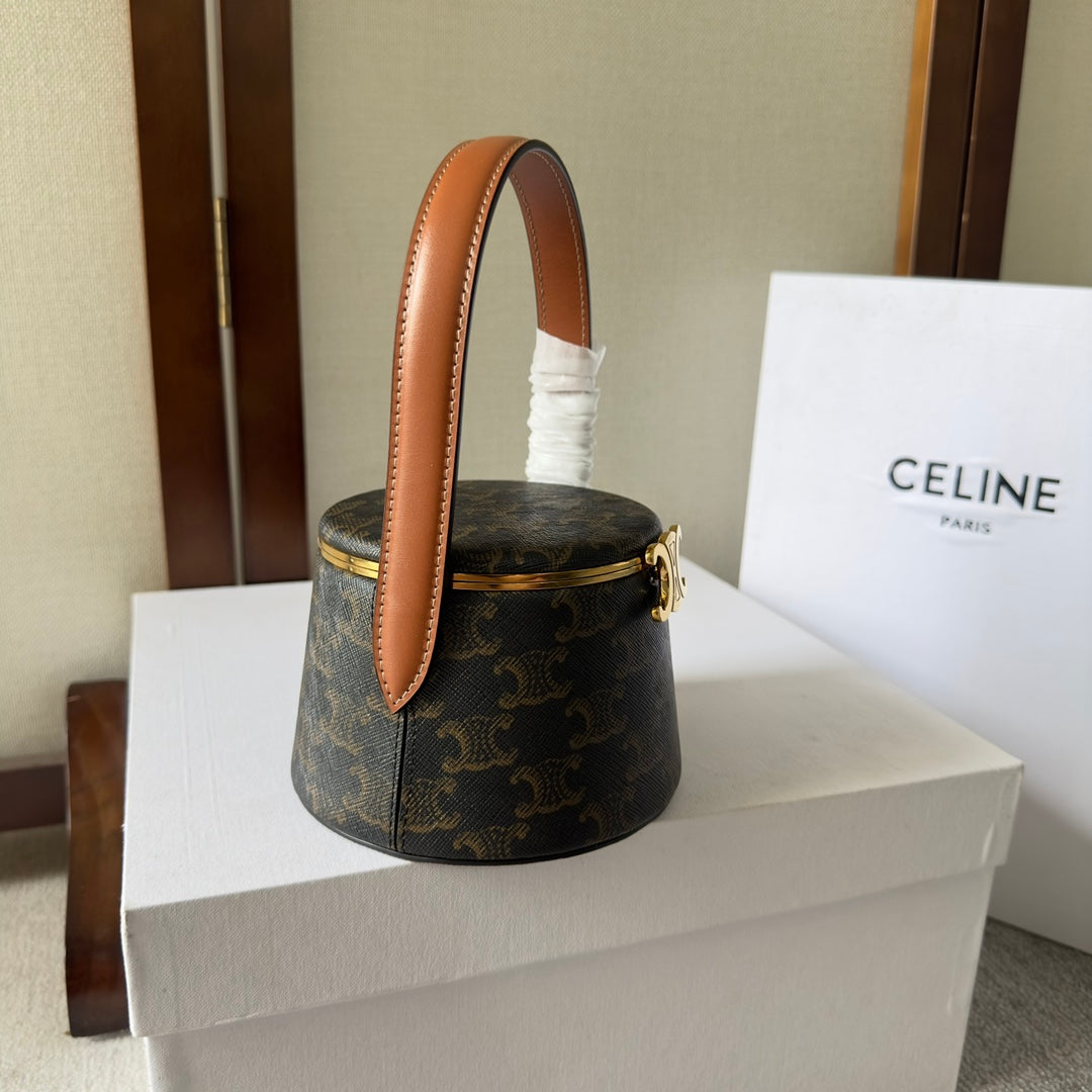 NINA MINAUDIERE 13 IN BLACK TRIOMPHE CANVAS GOLD HARDWARE