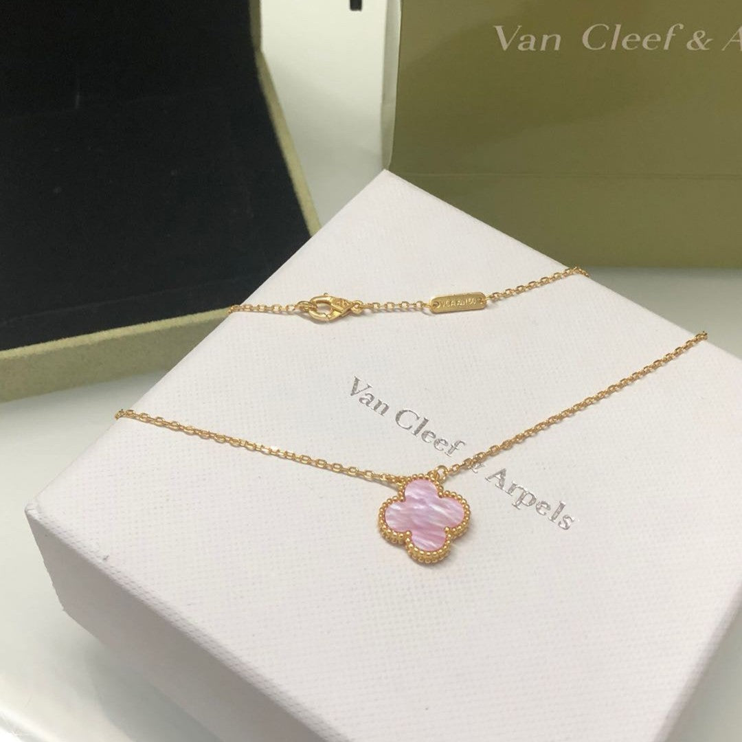 [AURORA]CLOVER 15MM PINK MOTHER-OF-PEARL NECKLACE