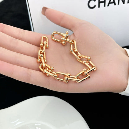 Armband mit U-Haken und Hufeisenverschluss in Gold