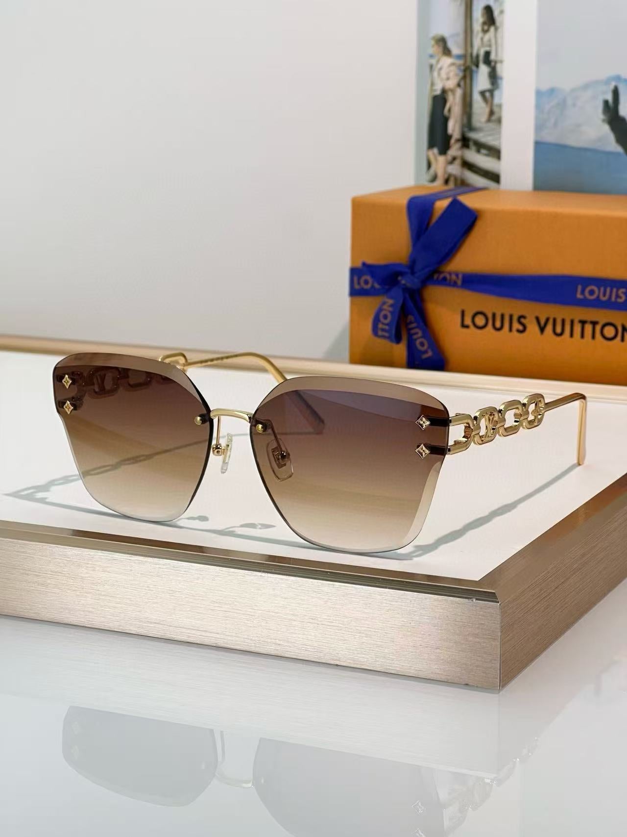 Frameless Gradient Chain Sunglasses