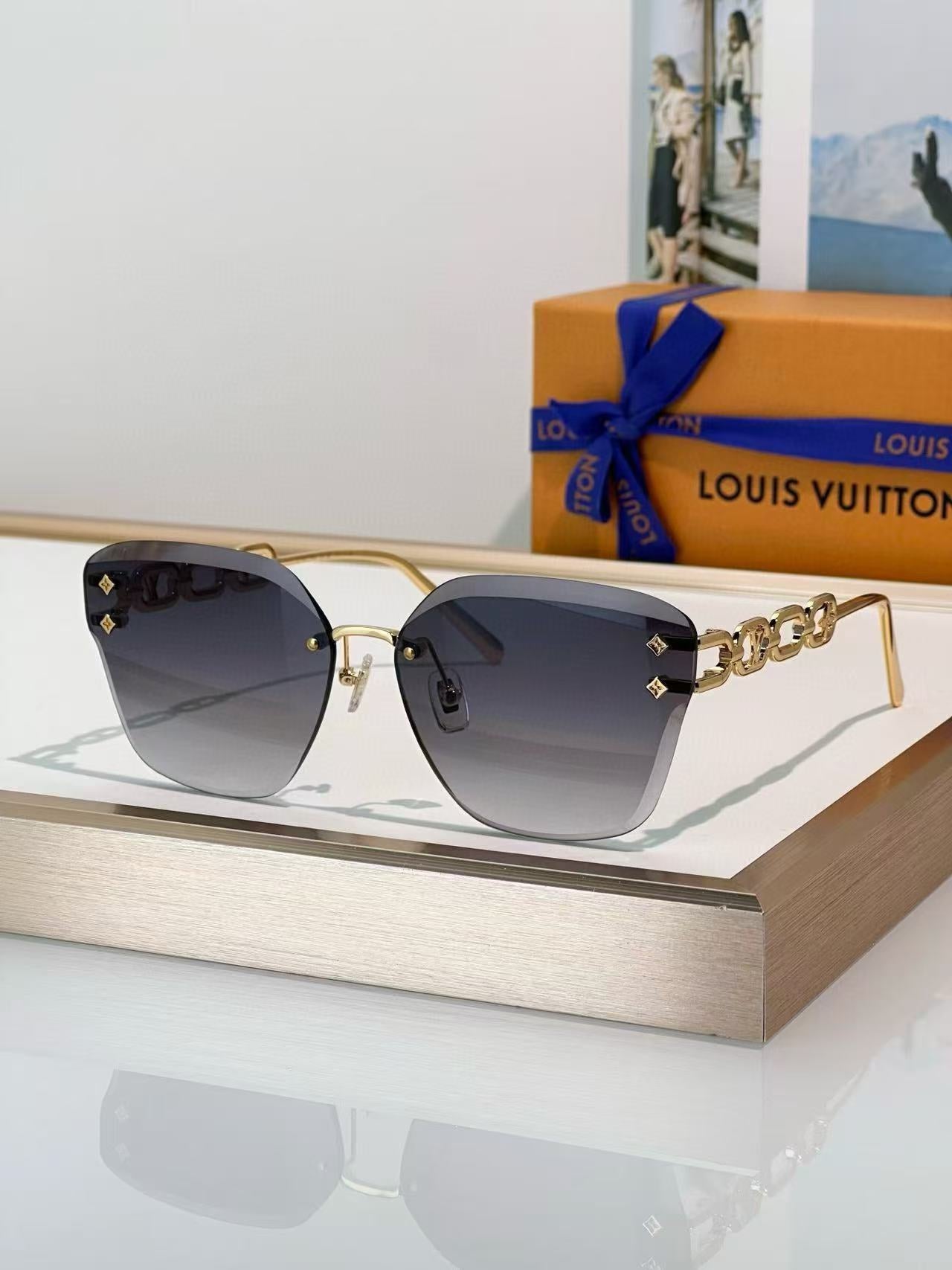 Frameless Gradient Chain Sunglasses