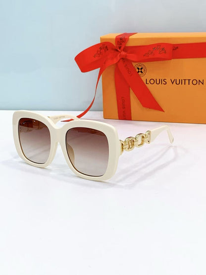 Large Frame Fashion Sunglasses
