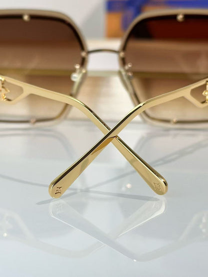 Z699U Trendy Sunglasses