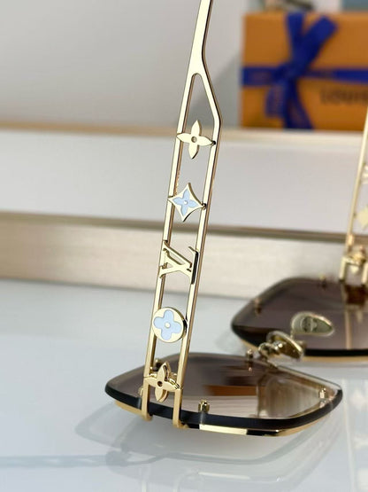 Z699U Trendy Sunglasses