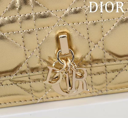 MISS PEARL CHAIN BAG LIGHT GOLD
