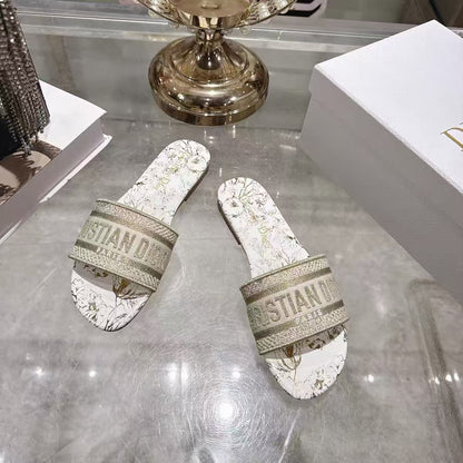 DR EMBROIDERED FLAT SLIDES