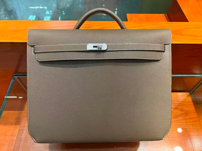 HM KELLY DEPECHES 36 BRIEFCASE SILVER HARDWARE