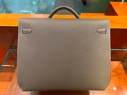 HM KELLY DEPECHES 36 BRIEFCASE SILVER HARDWARE