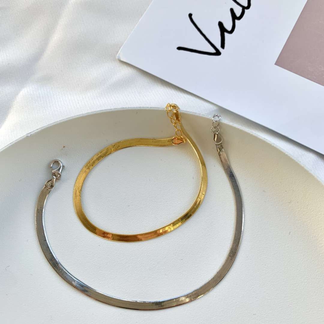 [Aurora]Flat Snake Bone Chain Blade Necklace