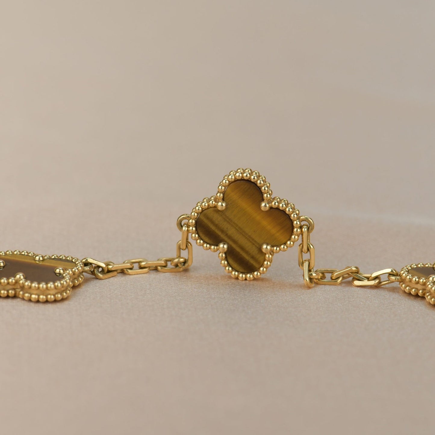 [Aurora]CLOVER  5 MOTIFS TIGER EYE BRACELET