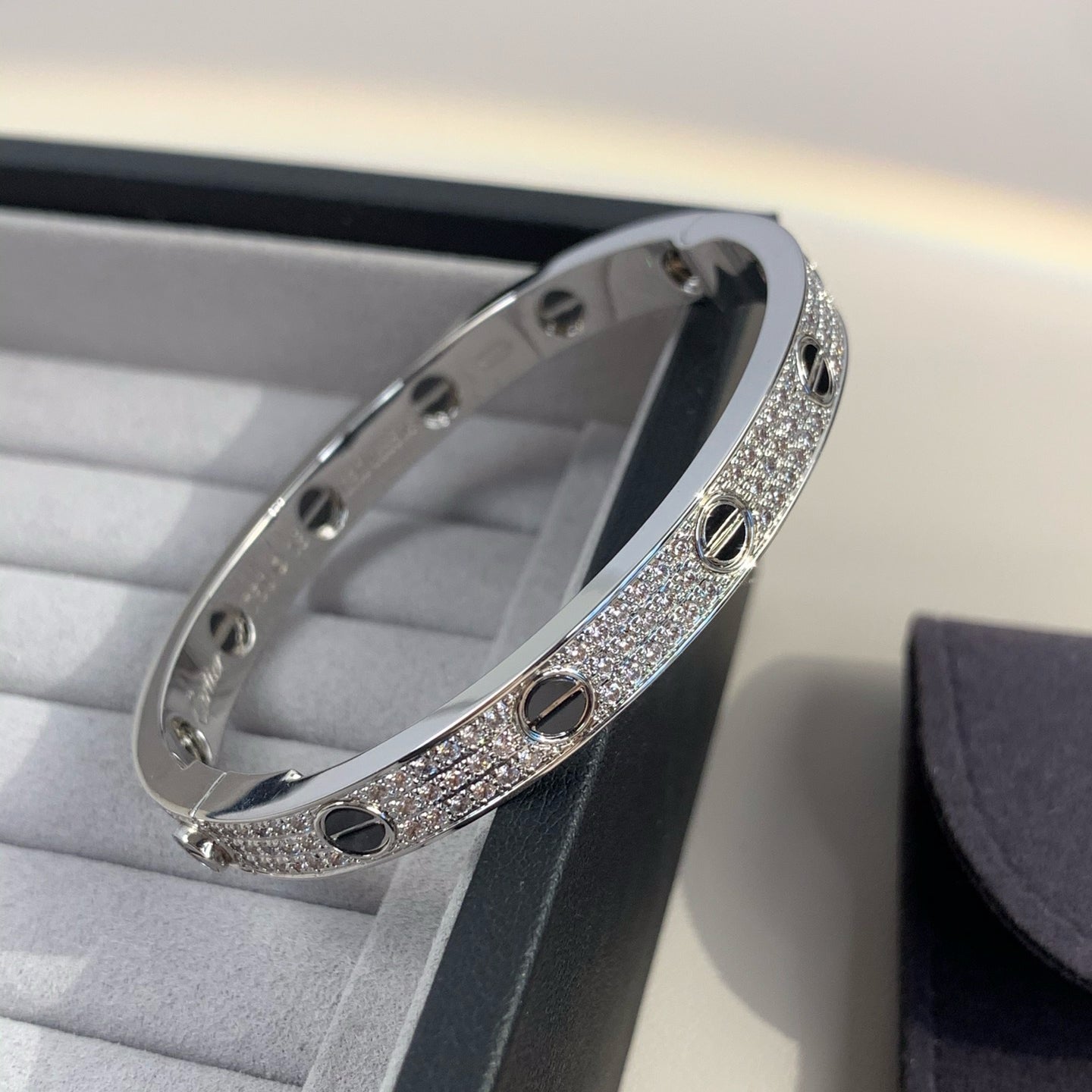 [AURORA]LOVE BRACELET 6.1MM DIAMOND-PAVED CERAMIC