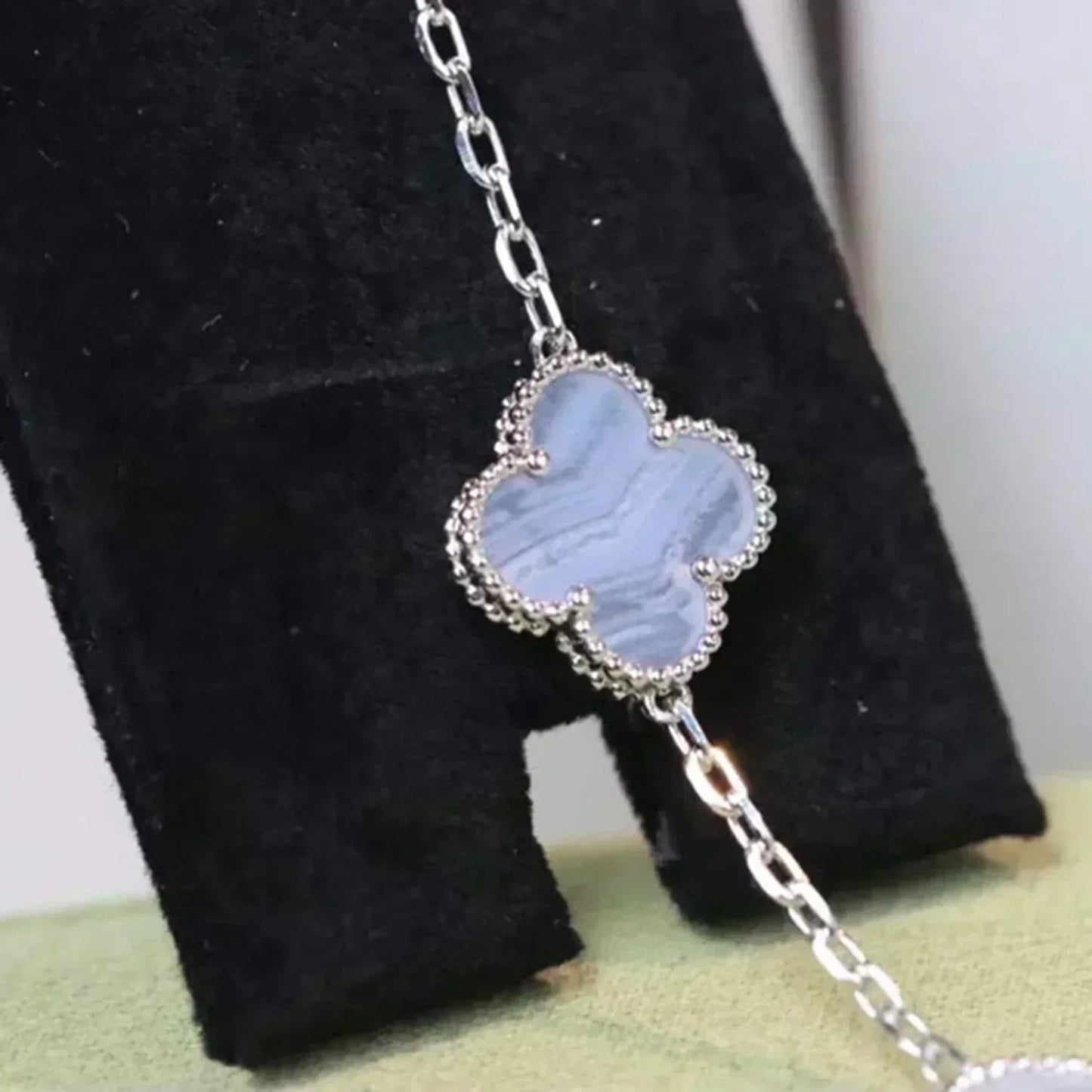 [Aurora]CLOVER  5 MOTIF PURPLE CHALCEDONY BRACELET SILVER