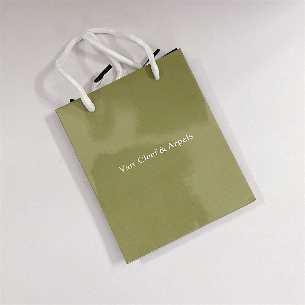 [Aurora]VA CLOVER BRACELET NECKLACE RING BOX GIFT BAG