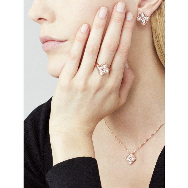 [Aurora]CLOVER 15MM DIAMOND SINGLE FLOWER NECKLACE