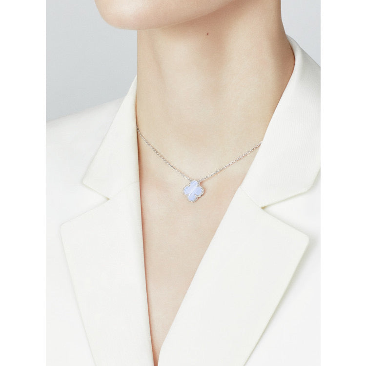 [Aurora]CLOVER 15MM BLUE CHALCEDONY NECKLACE SILVER
