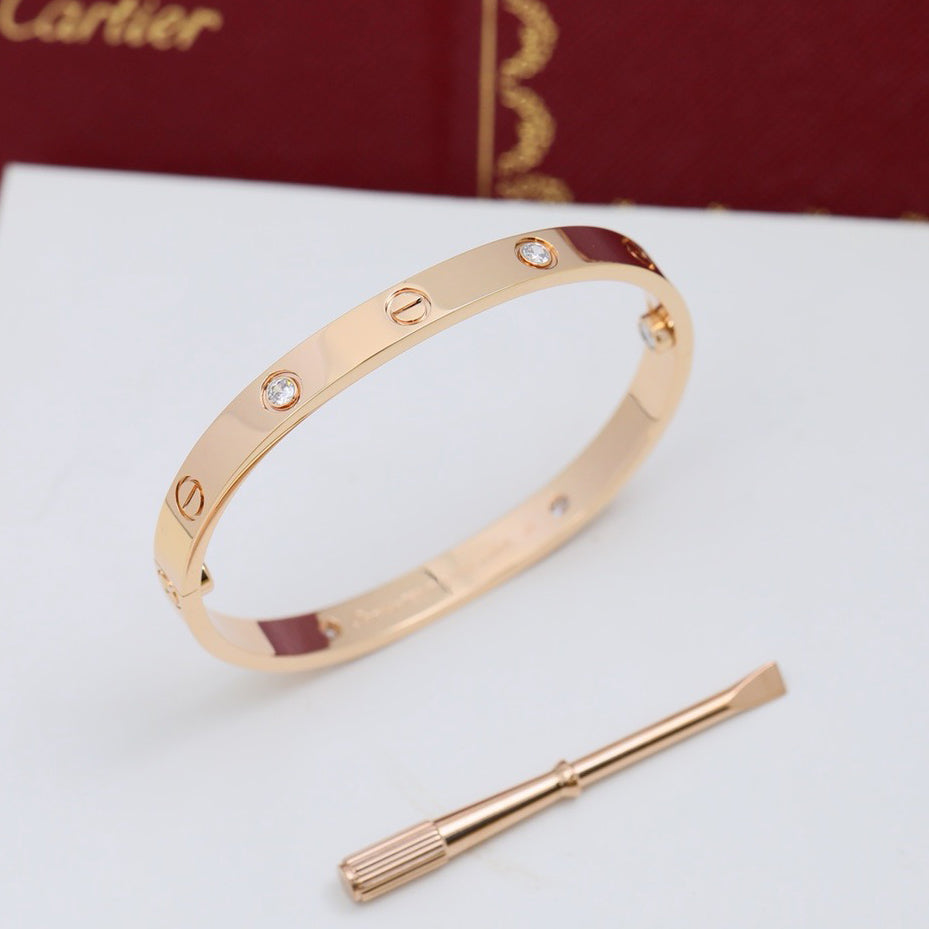 [AURORA]LIEBESARMBAND 6,1 MM 4 DIAMANTEN 